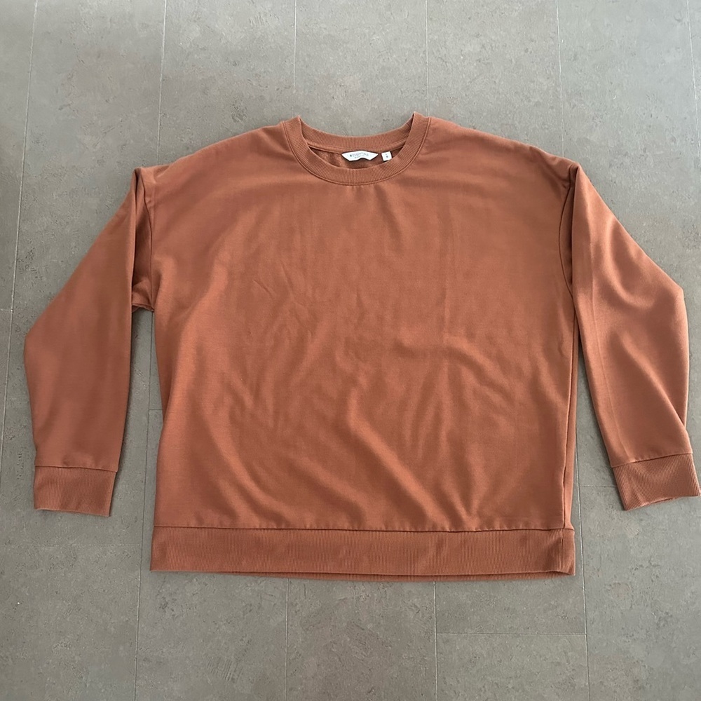 Essentials Crewneck Sweatshirt Large